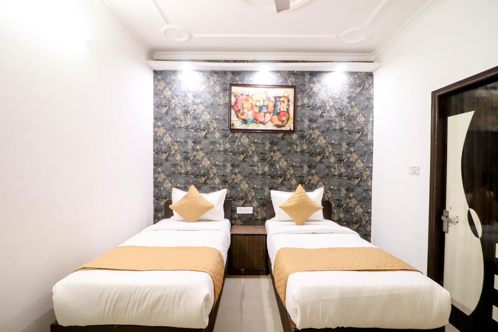 Hotel Stay Villa Delhi Airport Ню Делхи Екстериор снимка